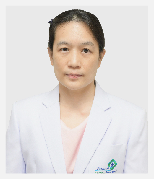 พญ. วีรพร ปิ่นพานิชการ