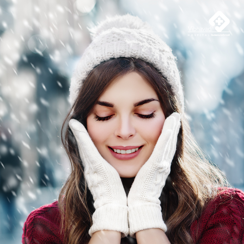 6 Ways to Keep Your Skin Moisturized Throughout the Winter