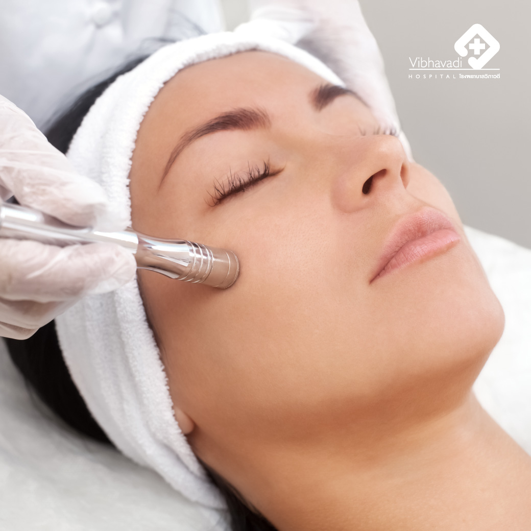 เครื่อง Pristine ใช้เทคโนโลยีการผลัดเซลล์ผิวที่เรียกว่า Diamond – peel Microdermabrasion โดยใช้ Laser – cut Diamond –tip