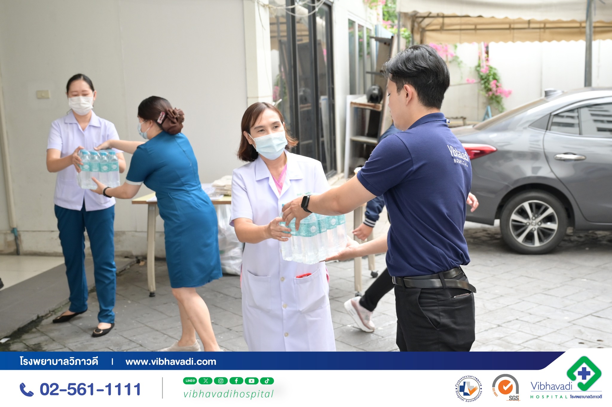 รพ. วิภาวดี มูลนิธิวิภาวดีและ Vi Plaza จัดทำถุงยังชีพเพื่อช่วยเหลือผู้ประสบภัยน้ำท่วม 2567