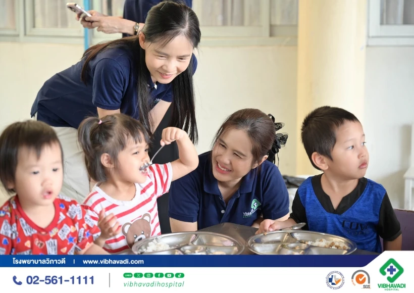 รพ.วิภาวดีส่งต่อรอยยิ้มผ่านโครงการ "อิ่มนี้เพื่อน้อง"