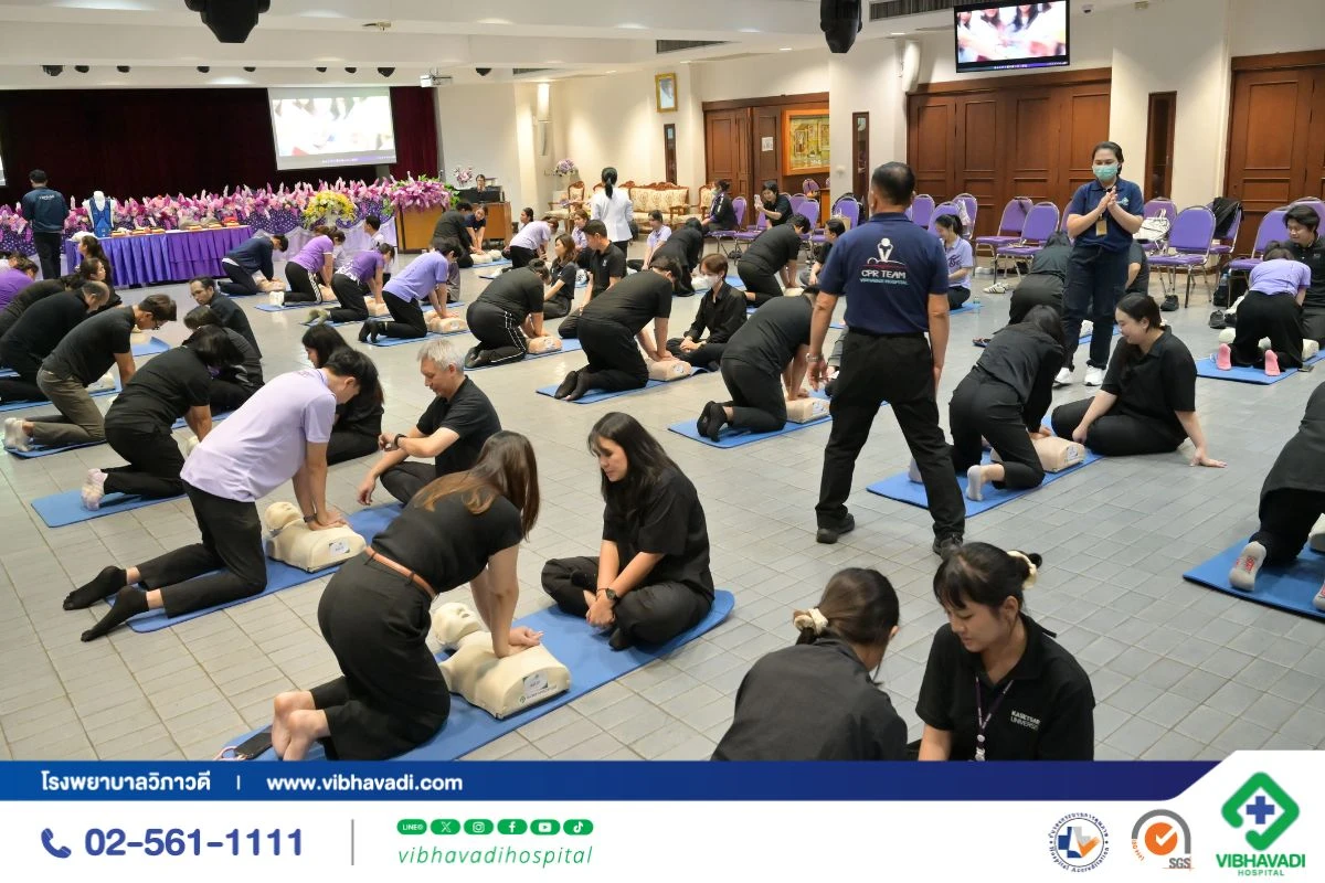 โรงพยาบาลวิภาวดีจัดอบรม CPR และ AED ให้บุคลากรโรงเรียนสาธิต มก.