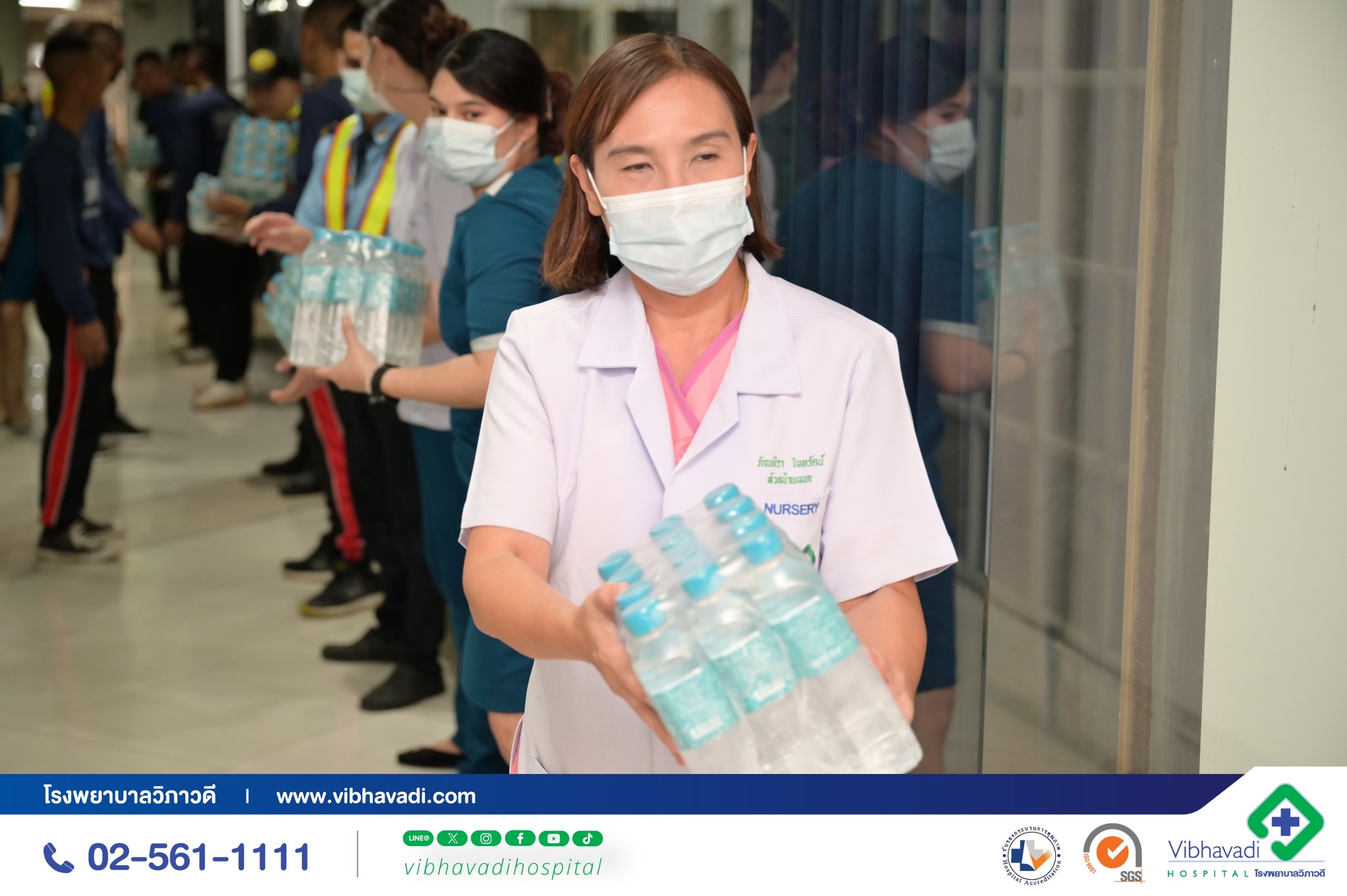 รพ. วิภาวดี มูลนิธิวิภาวดีและ Vi Plaza จัดทำถุงยังชีพเพื่อช่วยเหลือผู้ประสบภัยน้ำท่วม 2567